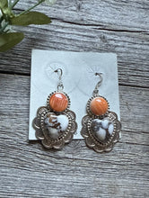 Load image into Gallery viewer, Navajo Sterling Silver Wild Horse Spiny Oyster Heart Earrings. DW
