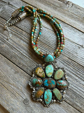 Load image into Gallery viewer, Navajo sterling silver royston turquoise pendant necklace