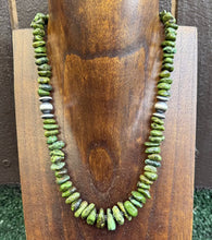 Load image into Gallery viewer, Sterling Silver Green Turquoise Nuggets W Pearls Bead Necklace. 18 Inch