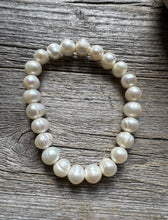 Load image into Gallery viewer, Freshwater Pearl 7 Inch Stretch Bead Bracelet Gift Southwestern