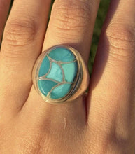 Load image into Gallery viewer, Native American Sterling Silver Turquoise Inlay Ring. Size 10 ELB