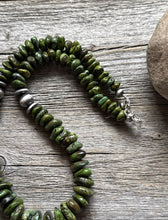 Load image into Gallery viewer, Sterling Silver Green Turquoise Nuggets W Pearls Bead Necklace. 18 Inch