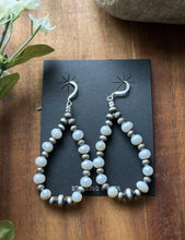 Load image into Gallery viewer, Sterling Silver Freshwater Pearl Pearls Bead Loop Hoop Earrings