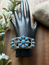 Load image into Gallery viewer, Native American Sterling Silver Blue Turquoise Cluster Cuff Bracelet RB