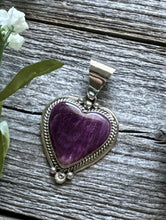 Load image into Gallery viewer, Native American Sterling Silver Purple Spiny Oyster Heart Pendant C Charley