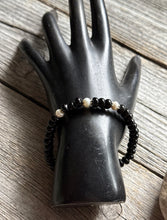 Load image into Gallery viewer, Black Onyx Freshwater Pearl 6.5 Inch Stretch Elastic Stretchy Bead Bracelet Gift
