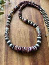 Load image into Gallery viewer, Long Graduated Sterling Silver Purple Spiny Oyster Pearls Bead Necklace 32 Inch