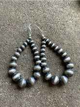 Load image into Gallery viewer, Sterling Silver Graduated Pearls Bead Earrings. 5mm-12mm