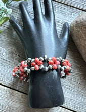 Load image into Gallery viewer, Floral Sterling Silver Red Spiny Oyster Pearls Bead Bracelet. 7 Inch