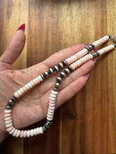 Load image into Gallery viewer, Sterling silver pink conch bead necklace 18inch