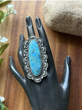 Load image into Gallery viewer, Native American Sterling Silver Kingman Turquoise Ring. Size 8. Leroy James