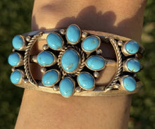 Load image into Gallery viewer, Native American Sterling Silver Blue Turquoise Cluster Cuff Bracelet RB
