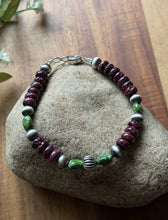 Load image into Gallery viewer, Purple Spiny Oyster Sonoran Gold Turquoise Sterling Silver Pearls Bead Bracelet