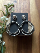 Load image into Gallery viewer, Navajo Sterling Silver Wild Horse Pearl Double Loop Earrings Etta E