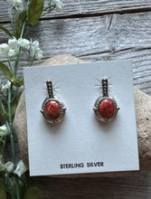 Load image into Gallery viewer, Navajo 925 Sterling Silver Red Spiny Oyster Handmade Earrings