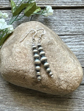 Load image into Gallery viewer, Southwestern 925 Sterling Silver Graduated Pearls Bead Earrings 5mm 8mm. 2.5&quot;