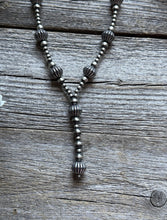 Load image into Gallery viewer, Sterling Silver Corrugated Pearls Bead Lariat Y Necklace. 14 inch