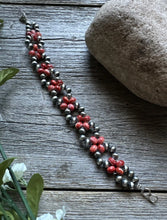 Load image into Gallery viewer, Floral Sterling Silver Red Spiny Oyster Pearls Bead Bracelet. 7 Inch