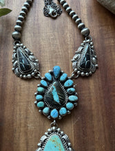 Load image into Gallery viewer, Navajo Sterling Silver Black Jack Kingman Turquoise Lariat Pearls Chain Necklace