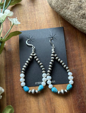 Load image into Gallery viewer, Sterling Silver Freshwater Pearl Turquoise Pearls Bead Loop Hoop Earrings