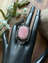 Load image into Gallery viewer, Navajo Handmade Sterling Silver Pink Conch Adjustable Ring Etta Enditto Gift