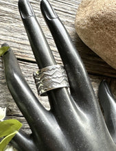 Load image into Gallery viewer, Sunshine Reeves 925 Sterling Silver Stamped Ring. Navajo Size 11 Handmade