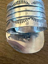 Load image into Gallery viewer, Navajo sterling silver  turquoise royston ring adjustable