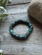Load image into Gallery viewer, Turquoise Heishi 7 Inch Stretch Bead Bracelet Gift
