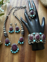 Load image into Gallery viewer, Navajo Sterling Silver Purple Spiny Oyster Turquoise Necklace Cuff Set