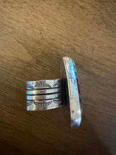 Load image into Gallery viewer, Navajo sterling silver  turquoise royston ring adjustable