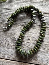 Load image into Gallery viewer, Sterling Silver Green Turquoise Nuggets W Pearls Bead Necklace. 18 Inch