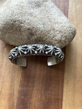 Load image into Gallery viewer, Navajo Native American Sterling Silver Star Stacker Cuff Bracelet H Happy Piasso