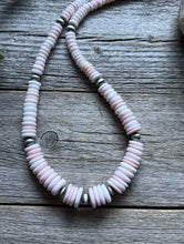 Load image into Gallery viewer, Sterling Silver Graduated Pink Conch Pearls Bead Necklace 18 Inch