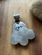 Load image into Gallery viewer, Native American Navajo Sterling Silver Purple Spiny Oyster Pendant Etta Enditto