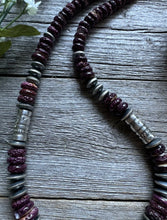 Load image into Gallery viewer, Sterling Silver Graduated Purple Spiny Oyster Bead Necklace 20 Inch