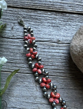 Load image into Gallery viewer, Floral Sterling Silver Red Spiny Oyster Pearls Bead Bracelet. 7 Inch