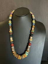 Load image into Gallery viewer, Vtg authentic T and R Singer necklace turquoise graduated