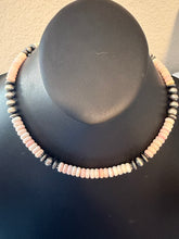 Load image into Gallery viewer, Sterling silver pink conch bead necklace 18inch