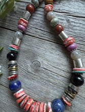 Load image into Gallery viewer, Tommy &amp; Rosita Singer T R Sterling Silver Red Spiny Oyster Bead Necklace 28”