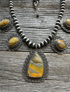 Sunshine Reeves 925 Sterling Silver Bumblebee Jasper Pearls Necklace Navajo