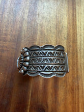 Load image into Gallery viewer, Navajo sterling silver white button turquoise cuff bracelet