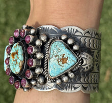 Load image into Gallery viewer, Navajo Sterling Silver Purple Spiny Oyster Turquoise Cluster Cuff Bracelet RY
