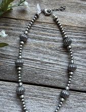 Load image into Gallery viewer, Sterling Silver Corrugated Pearls Bead Lariat Y Necklace. 14 inch