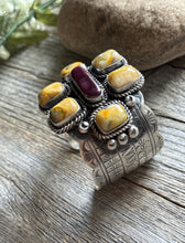 Load image into Gallery viewer, Navajo Sterling Silver Bumblebee Jasper Purple Spiny Oyster Cuff Bracelet. KY