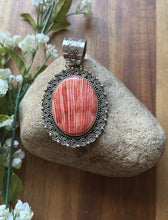 Load image into Gallery viewer, Native American Navajo Sterling Silver Orange Red Spiny Oyster Pendant Etta