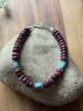 Load image into Gallery viewer, Purple Spiny Oyster Turquoise 7 Inch Sterling Silver Pearls Bead Bracelet