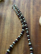 Load image into Gallery viewer, Southwestern Sterling Silver Purple Spiny Oyster Pearls Bead Necklace 20 inch
