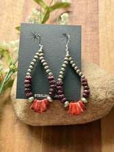 Load image into Gallery viewer, Sterling Silver Purple Red Spiny Oyster Pearls Bead Loop Hoop Earrings. 3 Inch