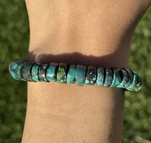 Load image into Gallery viewer, Turquoise Heishi 7 Inch Stretch Bead Bracelet Gift