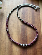Load image into Gallery viewer, Sterling Silver Purple Spiny Oyster W Multi Bead Pearls Necklace. 18 Inch. Gift